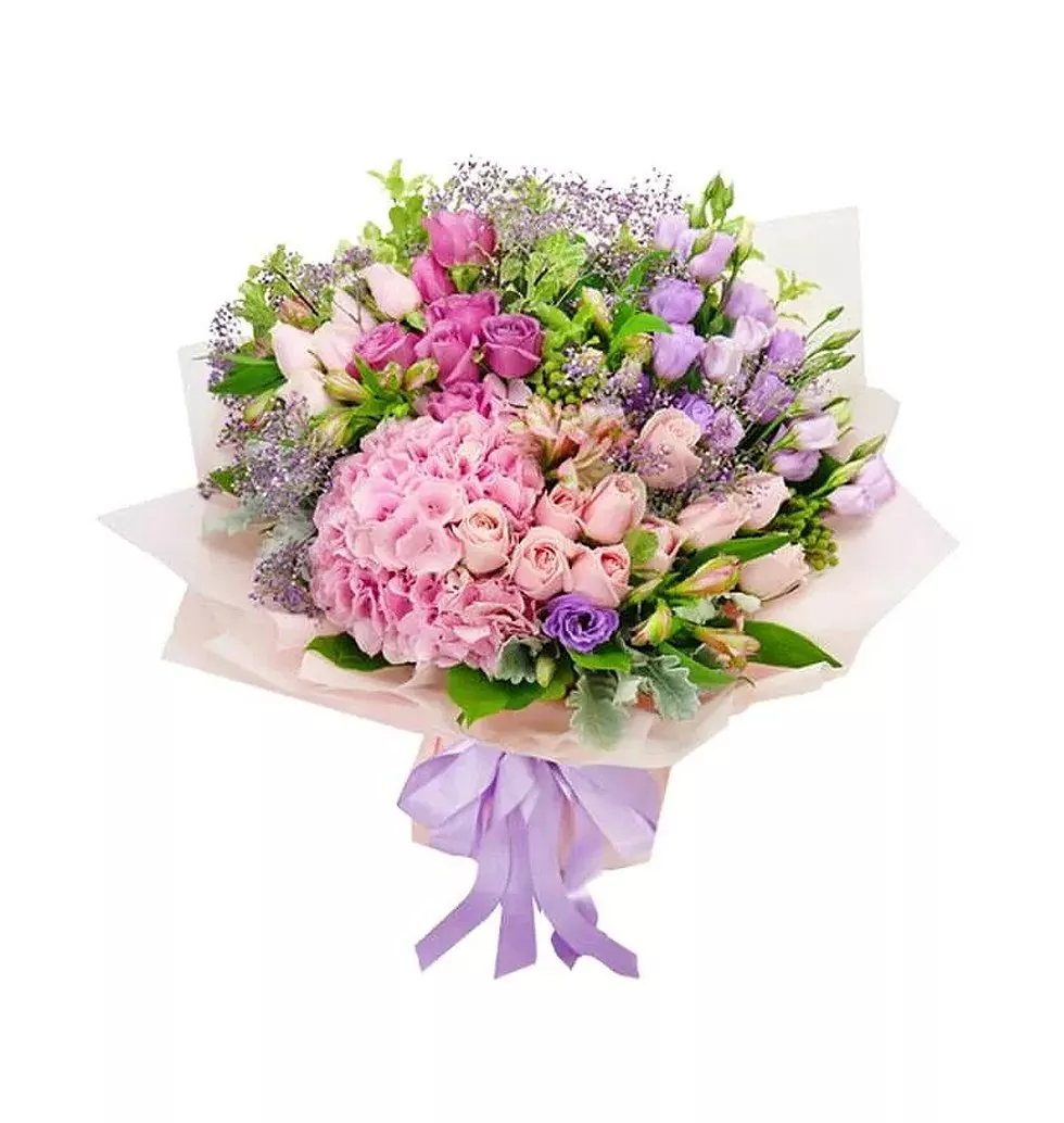 pink hydrangea and rose bouquet