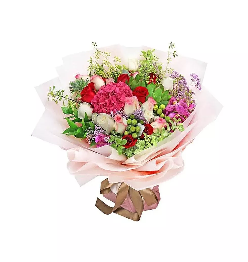 Harmonious Blossoms: Mixed Flower Bouquet